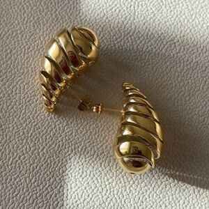 18K Gold Plated Spiral Teardrop Stud Earrings